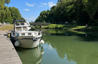 Halte nautique Les Platanes à Meilhan-sur-Garonne