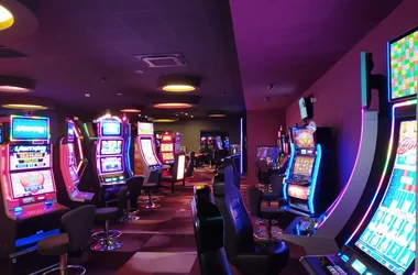 Casino_games_room_2020_2