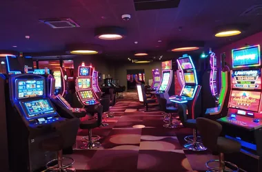 Casino_games_room_2020_8