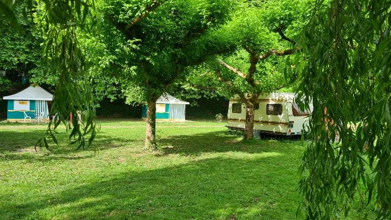 Camping au Jardin