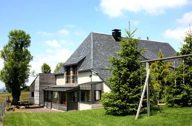 casa rural-la-pouciniere-st-sauves-d-auvernia