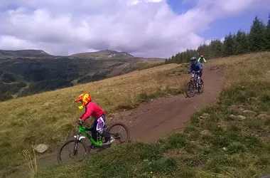 Activities of the Auvergne Sancy Volcans Mountain Office