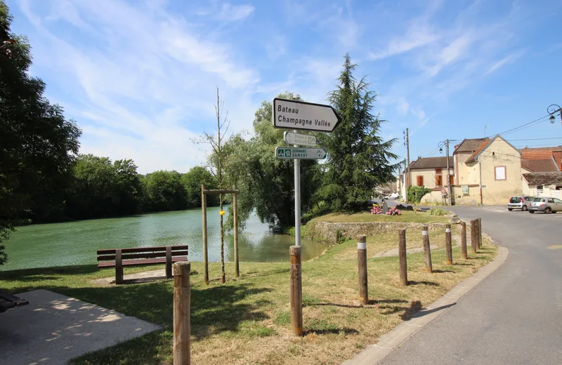 Aire véloroute de Cumières centre