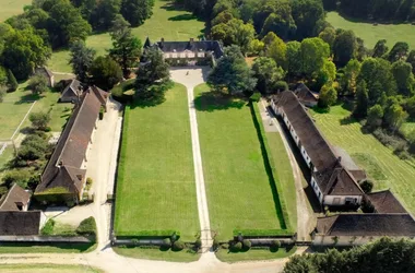 Aerial view - Château de Montigny
