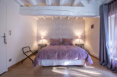 Guest room Chevannes Yonne--23