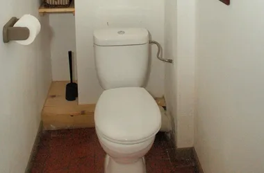 chambre-hote-ferme-du-chateau-toilettes-web3