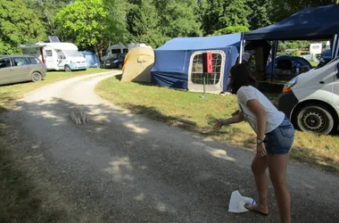 Camping Les Lancières - Rogny les 7 Ecluses