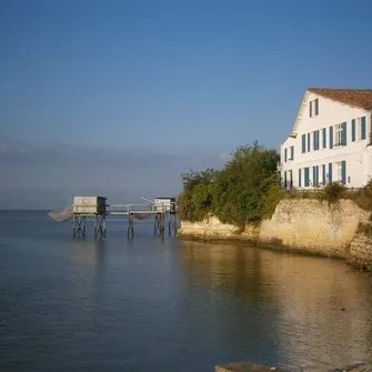 La Vieille Maison de la Douane – Robinson-Hill Valérie