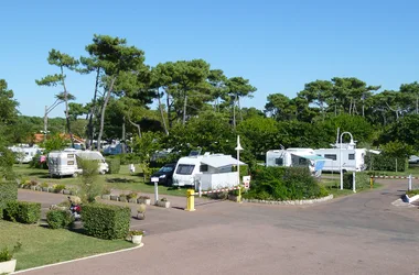 Camping Le Puits de l’Auture