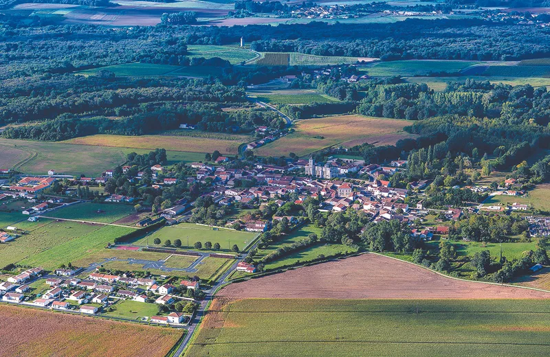 Mairie de Saint-Romain-de-Benet