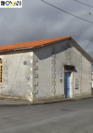 Visite éclair – Le temple protestant de Maine Geoffroy