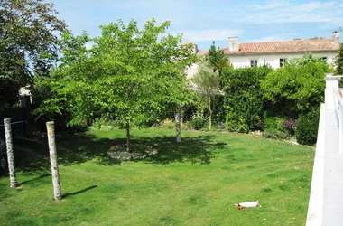 La Vieille Maison de la Douane – Robinson-Hill Valérie