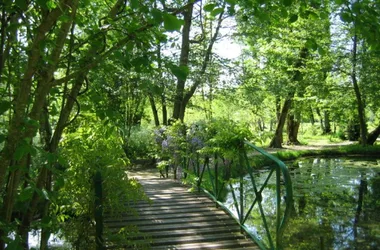 Les Fontaines Bleues – Parc et Jardin du Château de Beaulon