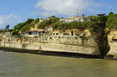 Crêperie des Grottes de Matata