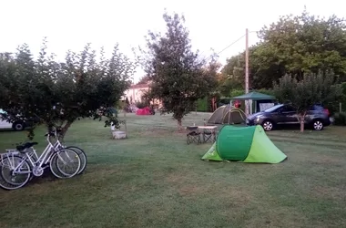 Aire naturelle Au Jardin près de l’Océan