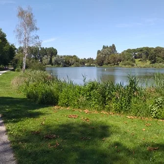 Lac et Parc de Loisirs Raymond Vignes