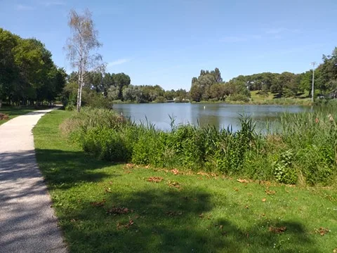 Lac et Parc de Loisirs Raymond Vignes