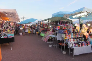 Marché nocturne – Esplanade de la Grande Côte