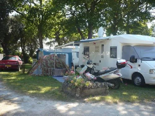 Camping À La Plage