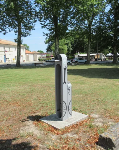 Station Vélo – Place des Platanes