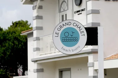 Le Grand Chalet – Beach Hôtel