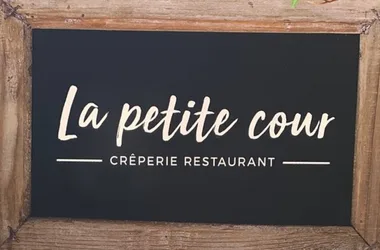 La Petite Cour