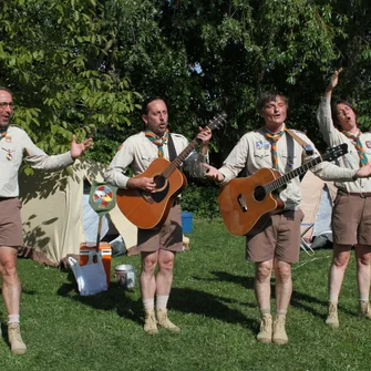 Théâtre de Rue musical “la Patrouille des Castors”