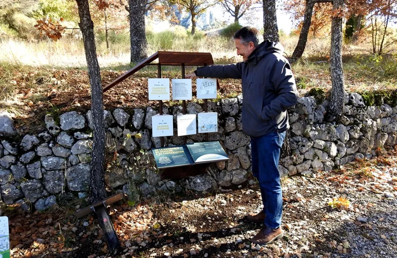 MOUSTIERS-SAINTE-MARIE – Le sentier découverte de Valx