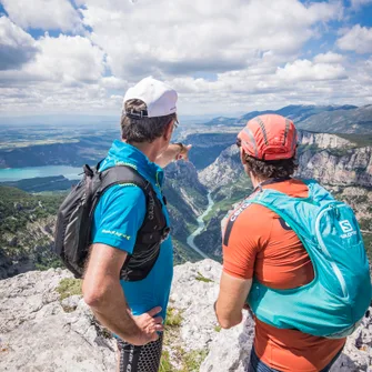 Ascension du Grand Margès par le GR®99