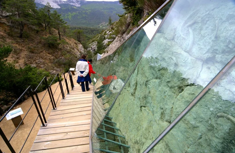 CASTELLANE – Le sentier des Siréniens