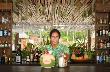 Manuia Bar – Le Bora Bora By Pearl Resorts