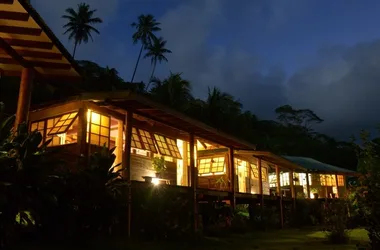 Fare Oviri Lodge - Tahiti Tourisme