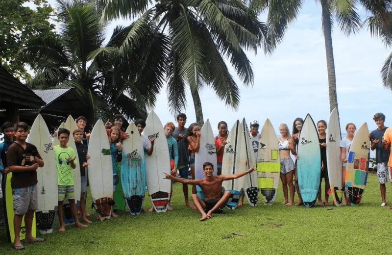 École De Surf Tama He'e - Tahiti Tourisme