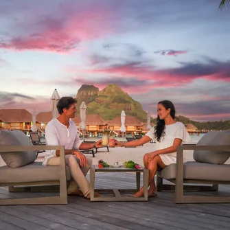 Manuia Bar – Le Bora Bora By Pearl Resorts