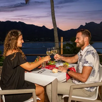 Le Restaurant Kenae – Le Nuku Hiva By Pearl Resorts