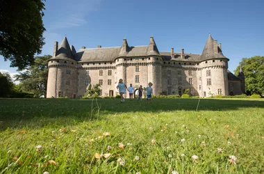 Château de Pompadour et Ecuries de l'Orangerie_2