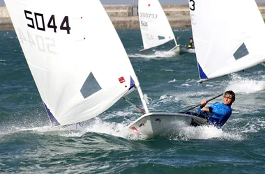 Stage de Perfectionnement Catamaran > École de Voile de Cherbourg