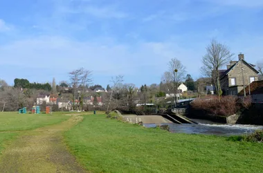 Location de canoë-kayak > Base de Loisirs de SAINT-SAUVEUR-LE-VICOMTE