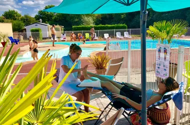 Aire de camping-cars > Camping Les Carolins