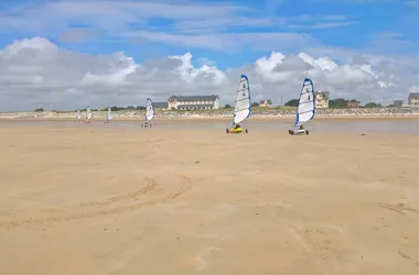 Séance découverte char à voile > École du Vent en Côte des Isles