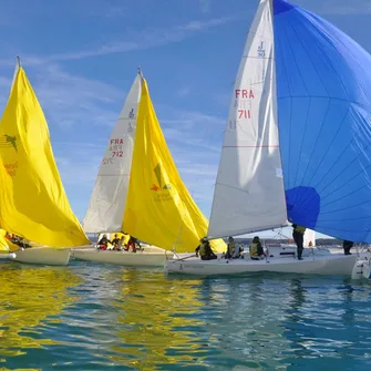 Stage d’initiation catamaran > École de Voile de Cherbourg