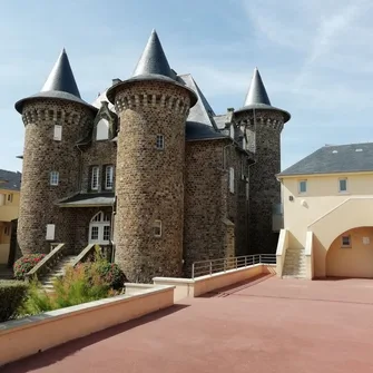 Meublé de tourisme > Les terrasses du château