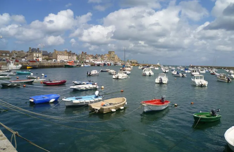 Les chemins de Saint-Michel – Chemin de Barfleur – Barfleur – Montebourg