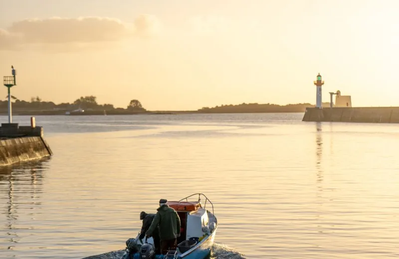 GR®223 – Saint-Vaast-la-Hougue – Phare de Gatteville