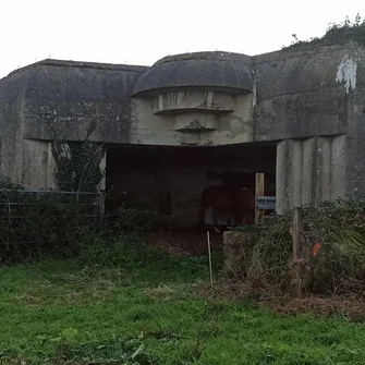 Exposition > Guerre et prés. Le réemploi du matériel dans le paysage manchois