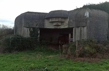 Exposition > Guerre et prés. Le réemploi du matériel dans le paysage manchois