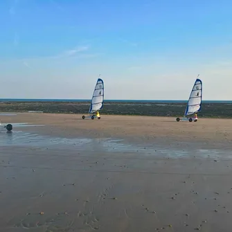 Ecole du Vent en Côte des Isles – U.S.P. Sports Nautiques > Base de char à voile Rue Rozé