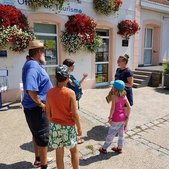 Visite guidée : Jullouville, d’Armand à nos jours