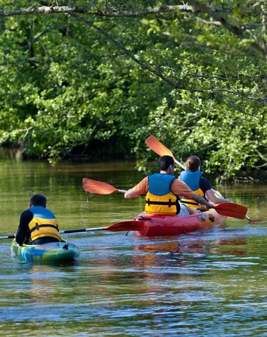 Location de canoë-kayak > Base de Loisirs de SAINT-SAUVEUR-LE-VICOMTE