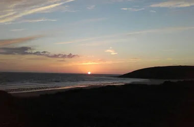 Meublé de tourisme > Les pieds dans le sable